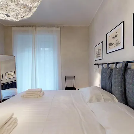 Apartment Altido Spacious Central Flat Milan