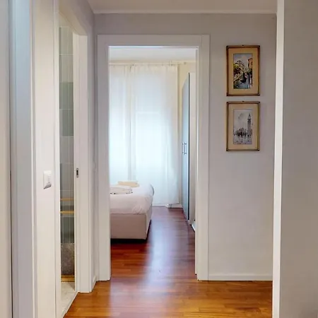 Apartament Altido Spacious Central Flat Mediolan